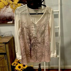 HM Branch Blouse Top! Great for a night out or social gatherings! Size small